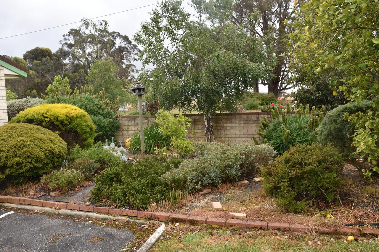 Mount Barker Valley Views Motel & Chalets, Western Australia Kültér fotó